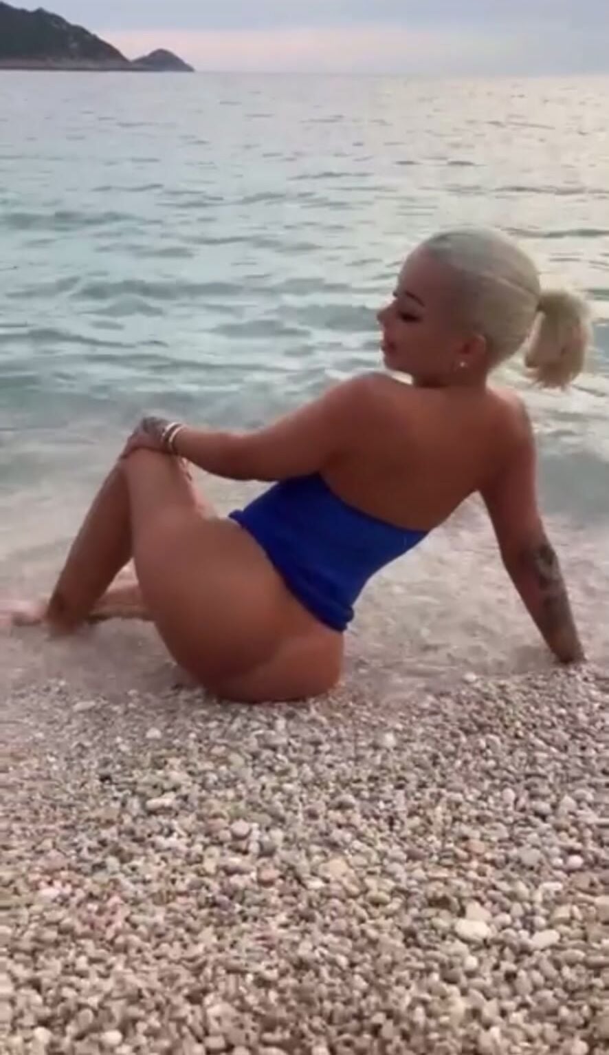 Katja Krasavice Beach Nackt