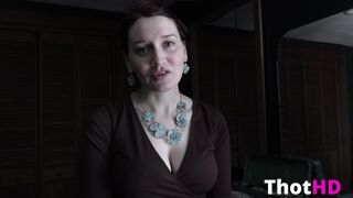 Bettie Bondage - Learning to Lick Mommy