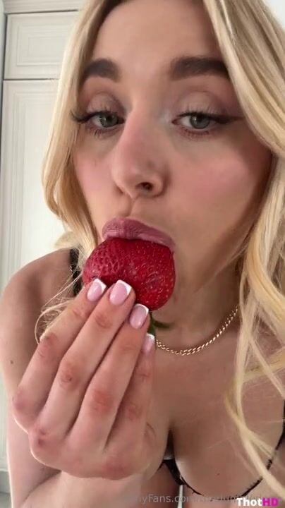 Elle Brooke Leaked Only Fans 6
