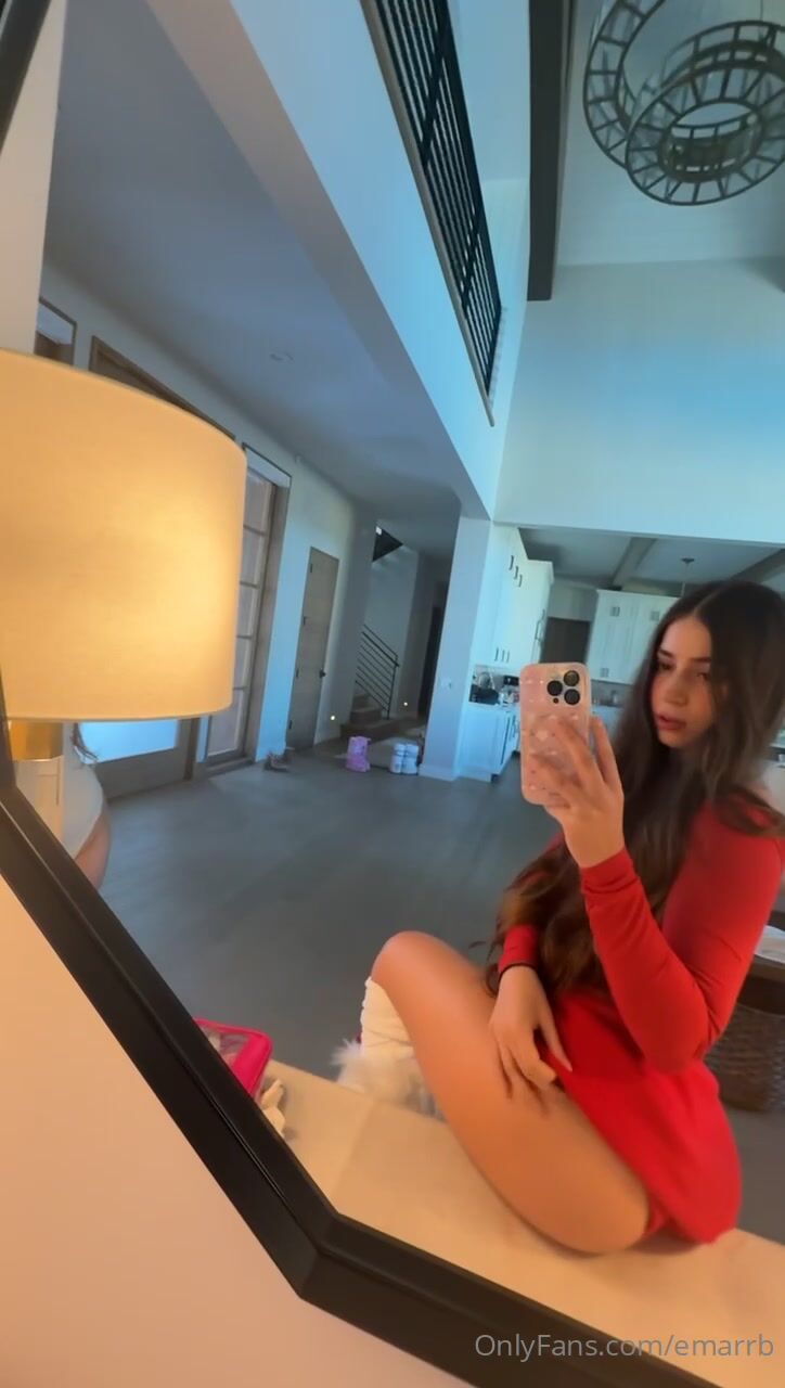 Emarrb OnlyFans Leak 4