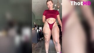 Queen_egirl27 OF Video 2
