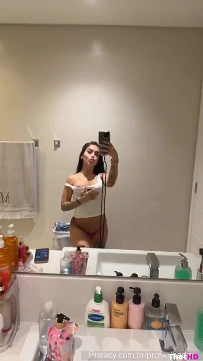 MC Mirella OF Leak 1