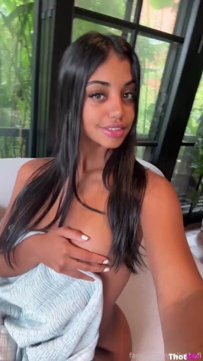 Julieth Diaz Leaked OF 3