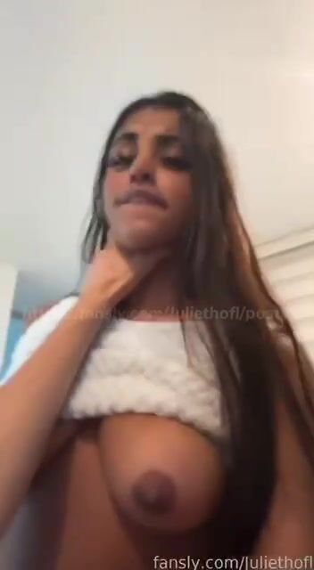Juliethoflreal OF 1