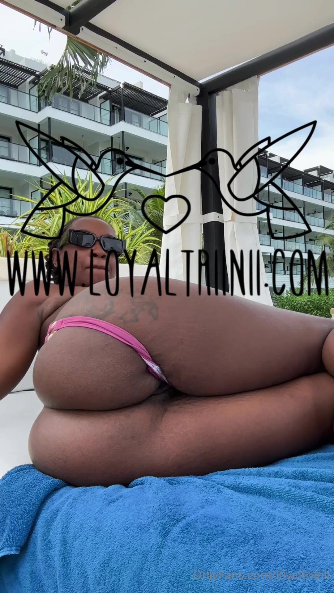 L0yaltriinii Leaked Video