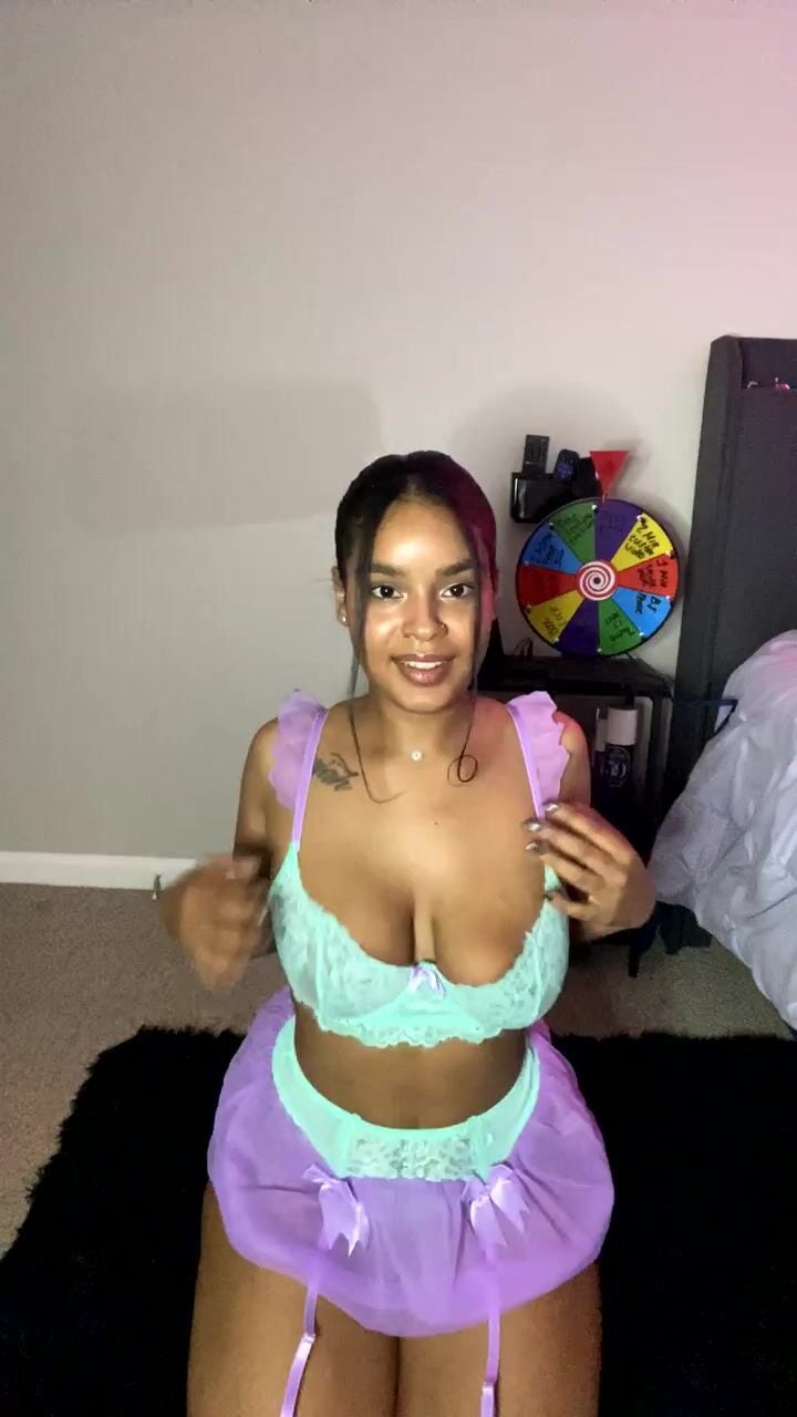 Prettytyanna Only Fans Leak