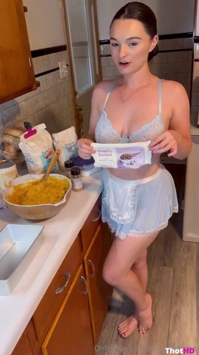 Yournaughtymomhope Sexy Vid 1