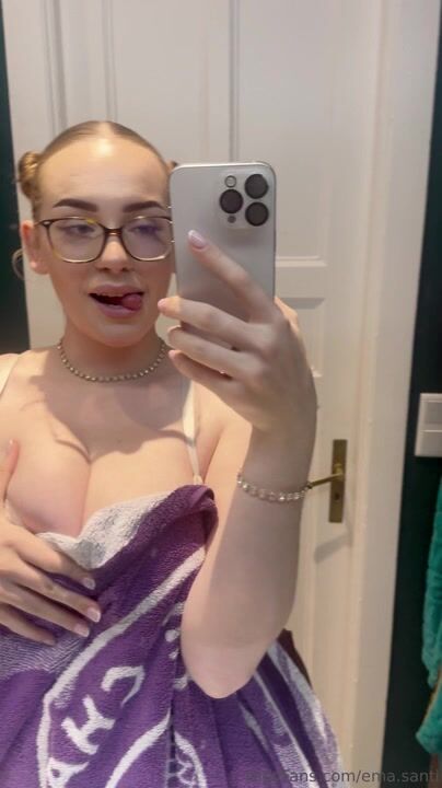 Ema Santi NSFW Video