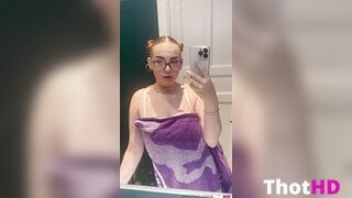 Ema Santi Sexy Vid