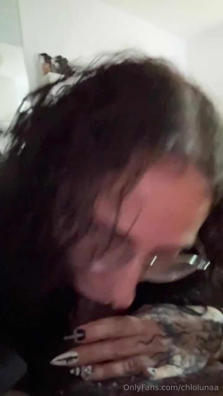 Obedientslxt Hot Video