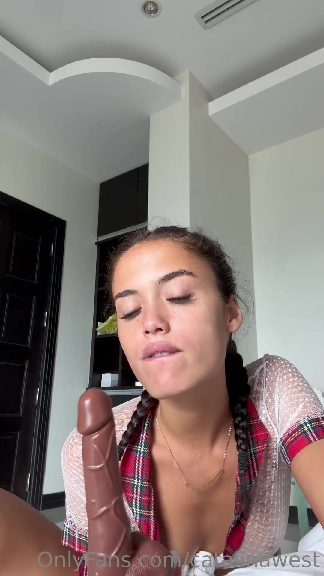 Catalinawest NSFW Video