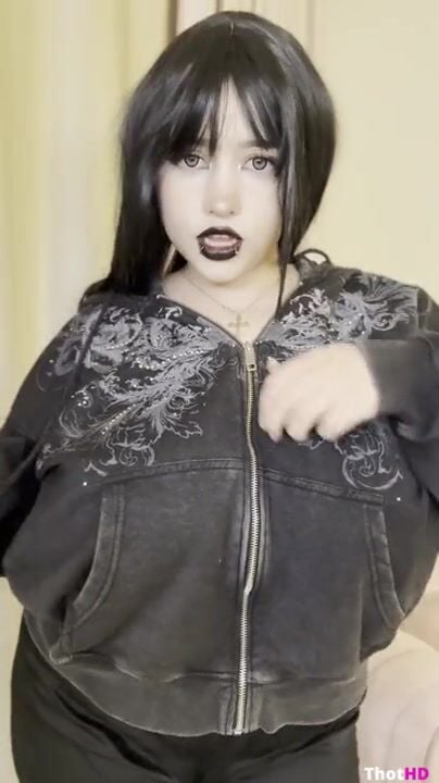 Mia_milkers OF Video 3