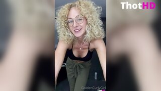 Goldencurlygirl piercing armpits downblouse small Tits NSFW Video