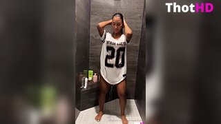 Virginia Sanhouse bathroom mirror soap standing OnlyFans Leak