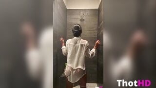 Virginia Sanhouse bathroom showering braless see-through Leaked OnlyFans