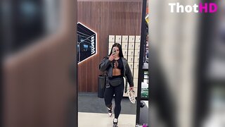 Daria Shuer standing Big Tits cleavage Video