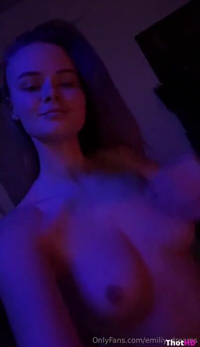 Emiliy Dreams nude ass Video