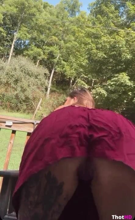Lindzee outdoor from behind ass dress Leaked OnlyFans