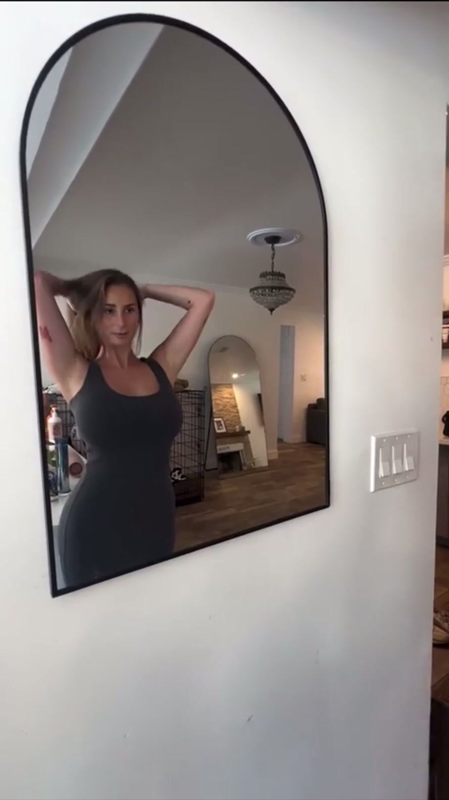 Splatxo mirror restaurant OnlyFans