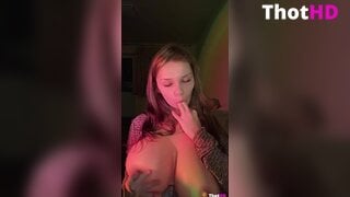 peach_jodie Jodie Peach licking moaning her fingers