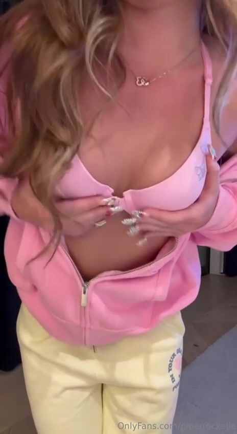 Piper Rockelle ass undressing from behind flat chest OF