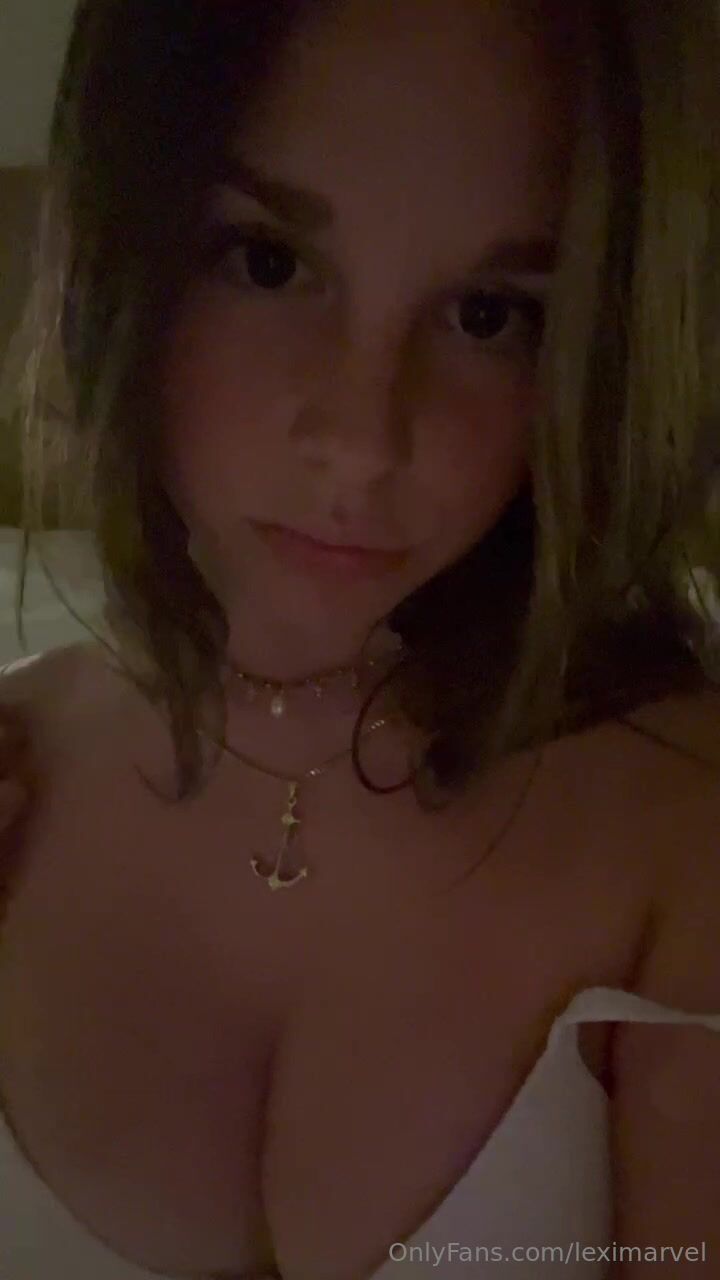 Lexi Marvel cleavage Big Tits Leaked OF Video