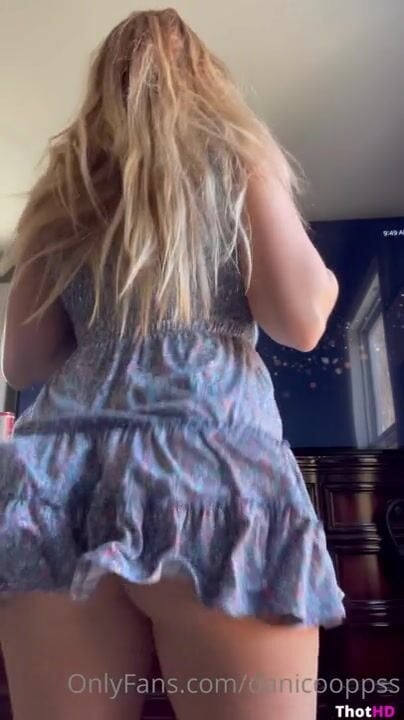 Danicooppss dress ass from below from behind Leaked Video