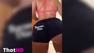 Barbiepaolita emoji ass mirror close-up