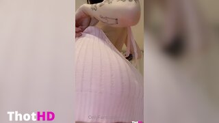 Noemiexlili ass dress sideboob braless OF Video