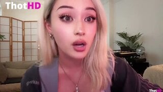 Vylerria cleavage Big Tits couch