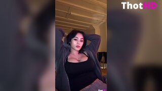 Vylerria cleavage Big Tits