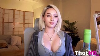 Jadeyanh cleavage Big Tits tongue out Leaked OF