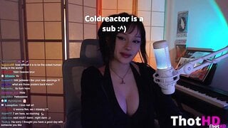 Jadeyanh cleavage Big Tits OnlyFans Leak