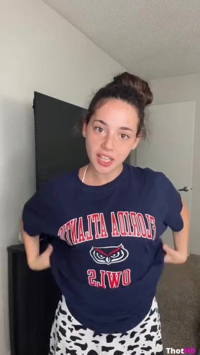 Gali Gool bikini cleavage shorts Leaked Video