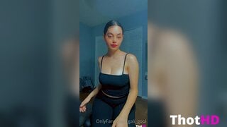 Gali Gool cleavage Leaked OF