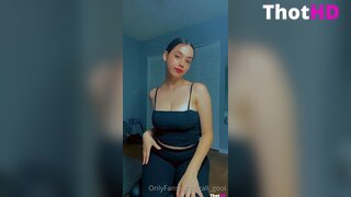 Gali Gool cleavage Leaked OF
