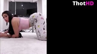 Jailyne Ojeda on all fours ass from behind feet OF