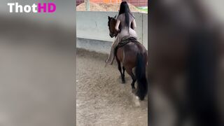 Jailyne Ojeda riding outdoor dress from behind OnlyFans Leak
