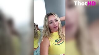 Kirstentoosweet ass from behind from below OF Leak