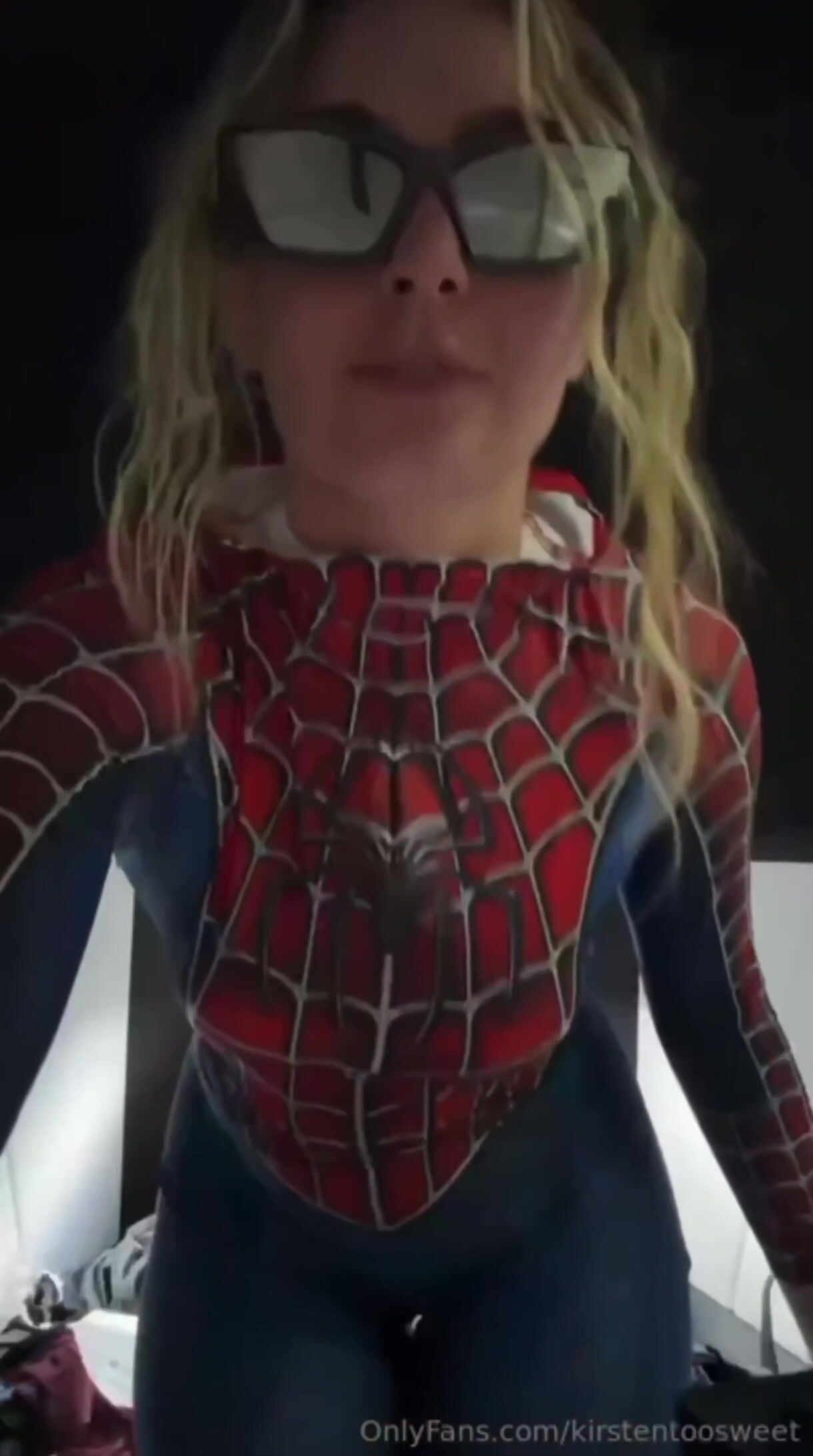 Kirstentoosweet bodysuit Tits Squeezed Video