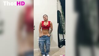 Raeleerudolph22 cleavage outdoor Leaked OnlyFans