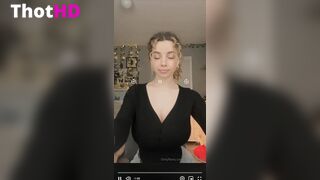 Kira Pregiato cleavage Big Tits OnlyFans