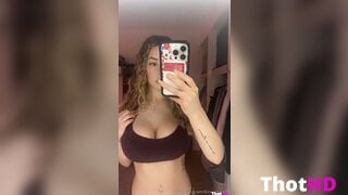 Kira Pregiato cleavage Big Tits OnlyFans Leak