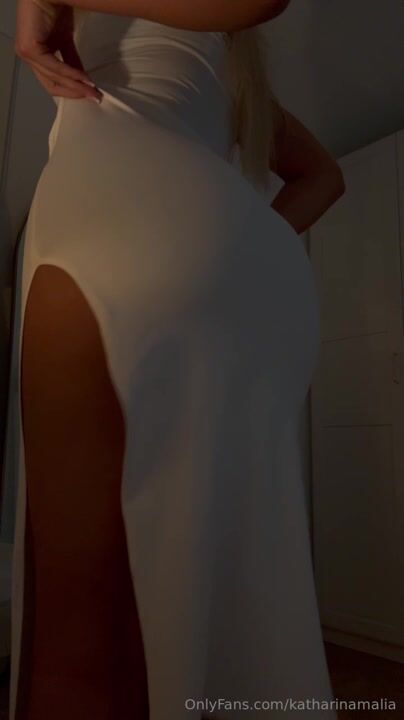 Katharina Amalia ass from behind dress close-up Leaked OF