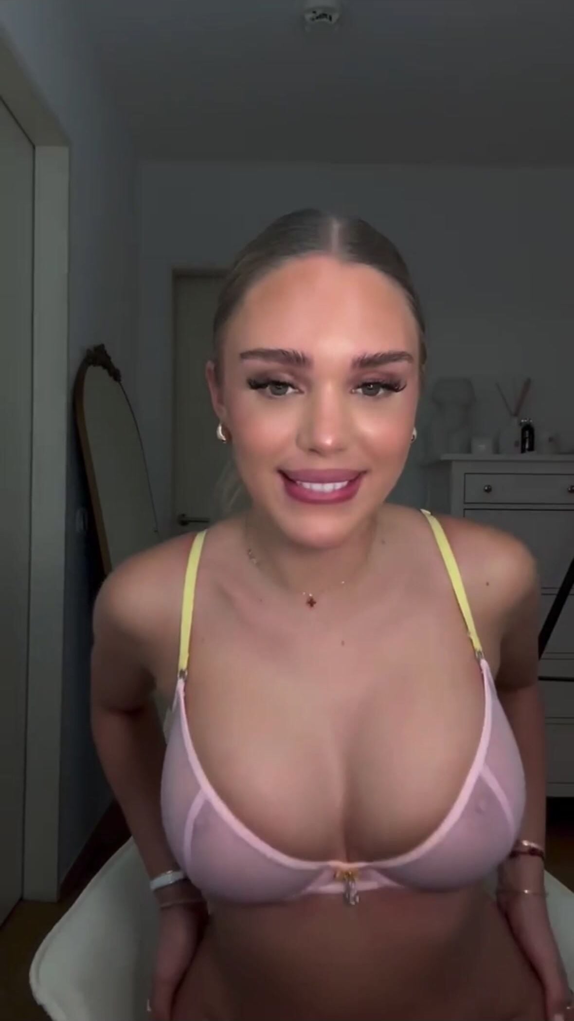 Katharina Amalia Big Tits pussy on all fours asshole