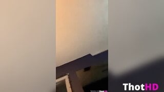 Sienna Sky spreading pussy bottomless spread legs braless NSFW Video