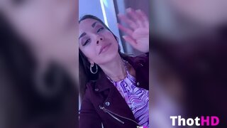 Sofiabalancetv ass from behind bottomless mirror Video