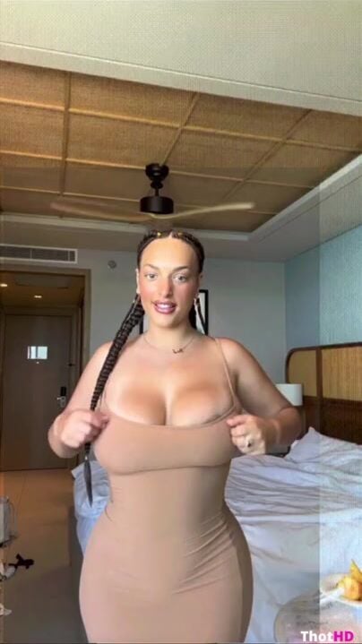 Alannasworldx dress cleavage Big Tits OF Video