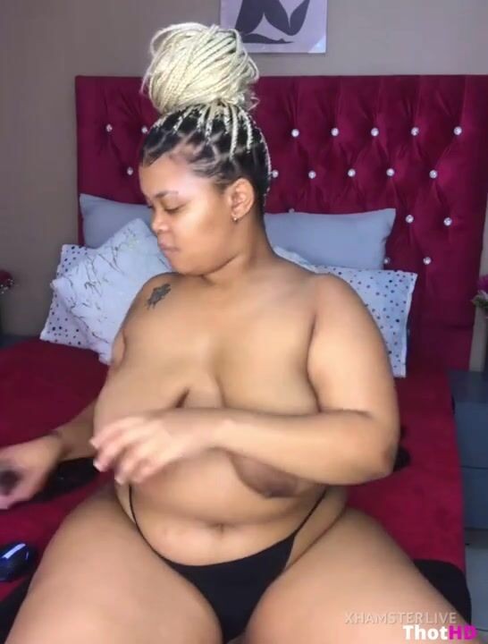 Thickass_Barbie topless saggy Tits nude Leaked OnlyFans