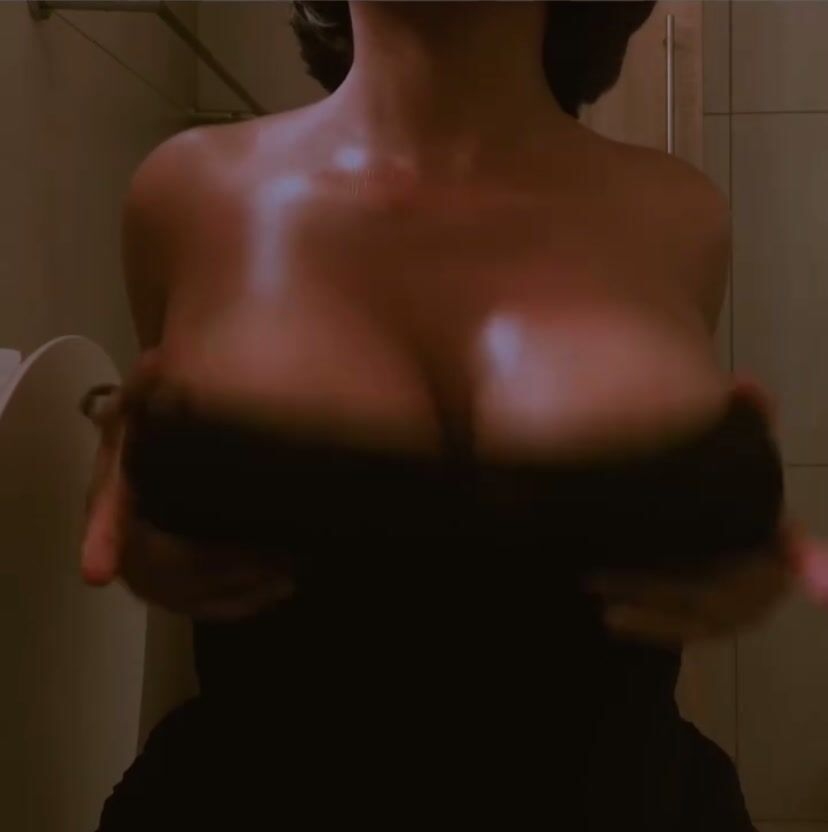 Rubimya cleavage Big Tits bathroom dress NSFW Video